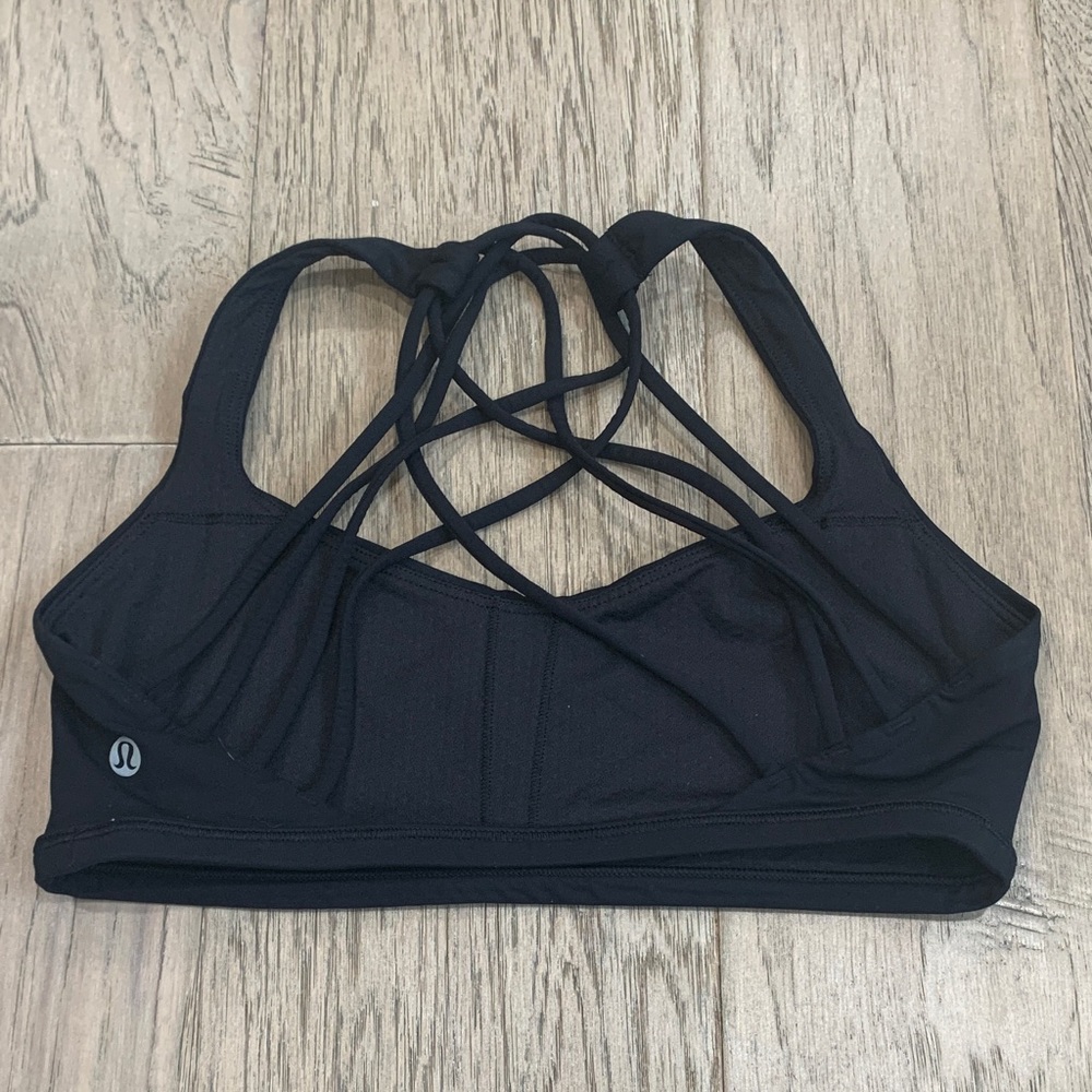 Lululemon Free To Be Bra (Wild) Black Size 6 - Picture 2 of 8
